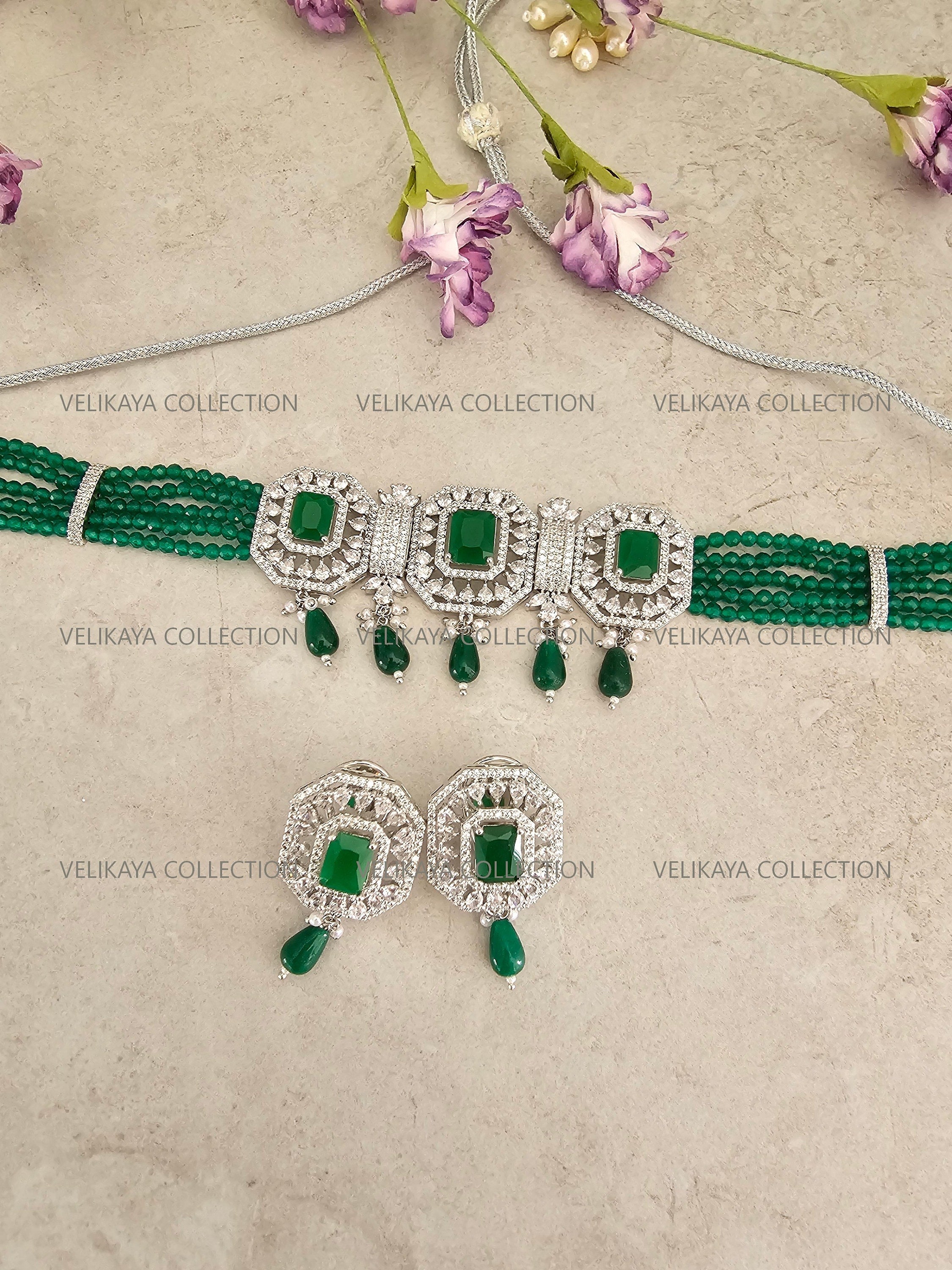 Emerald Victorian Choker Necklace Set