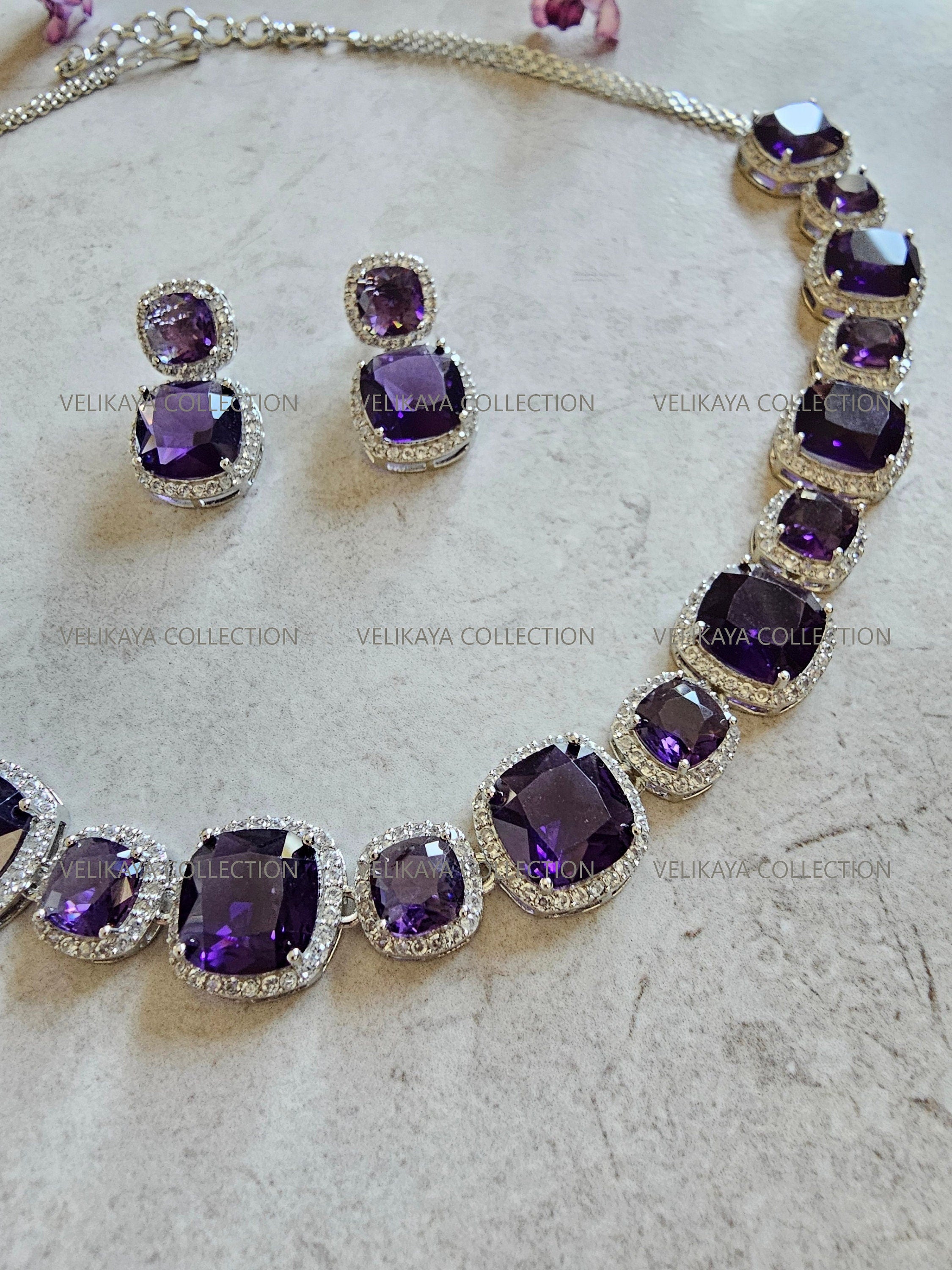 Gema Purple Necklace Set