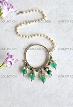 Load image into Gallery viewer, Green Nose Ring with Pearl Chain
