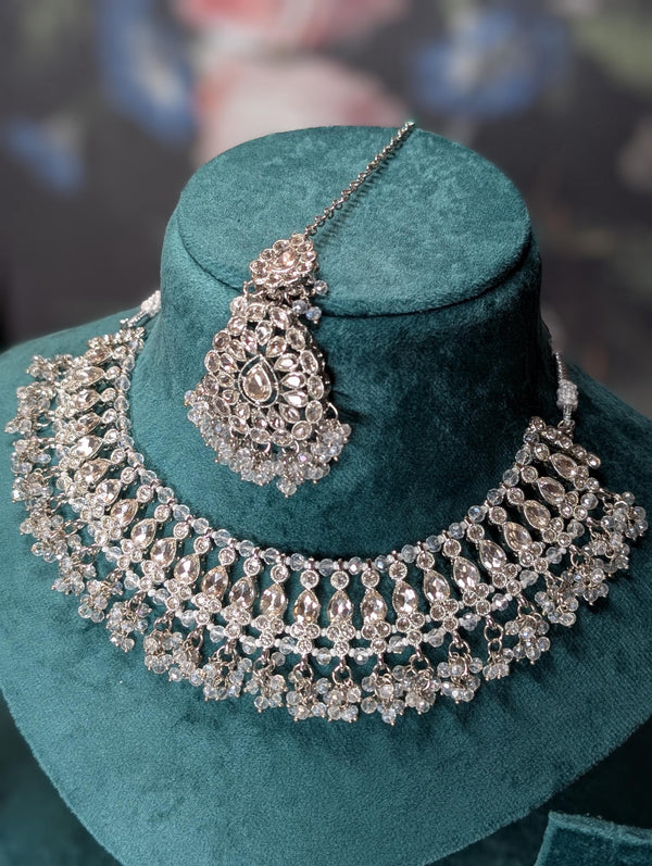Tanya Silver Polki Necklace with long Chandbali Earrings and Tikka
