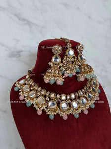 Nikki Kundan Choker Necklace Set in Mint