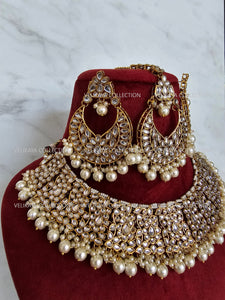 White Kundan Necklace with Chandbali Earrings & Tikka