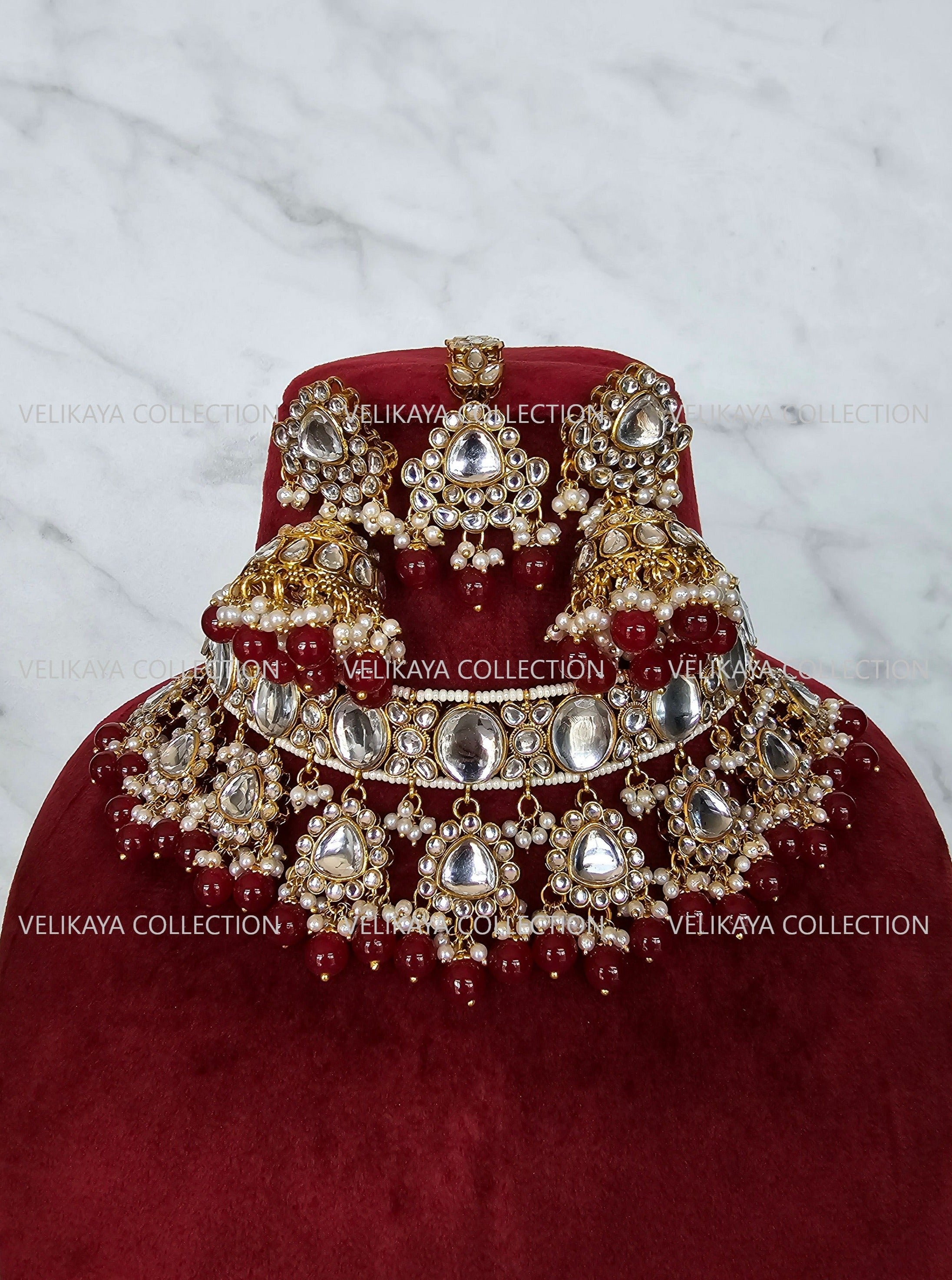 Suhani Choker Necklace Set in Maroon