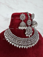 Load image into Gallery viewer, Misha Silver Polki Necklace with Jhumka Tikka
