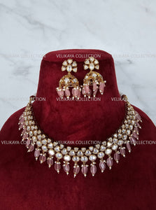 Premium gold plated Kundan choker necklace & earrings. Indian wedding jewelry. Pakistani jewelry.