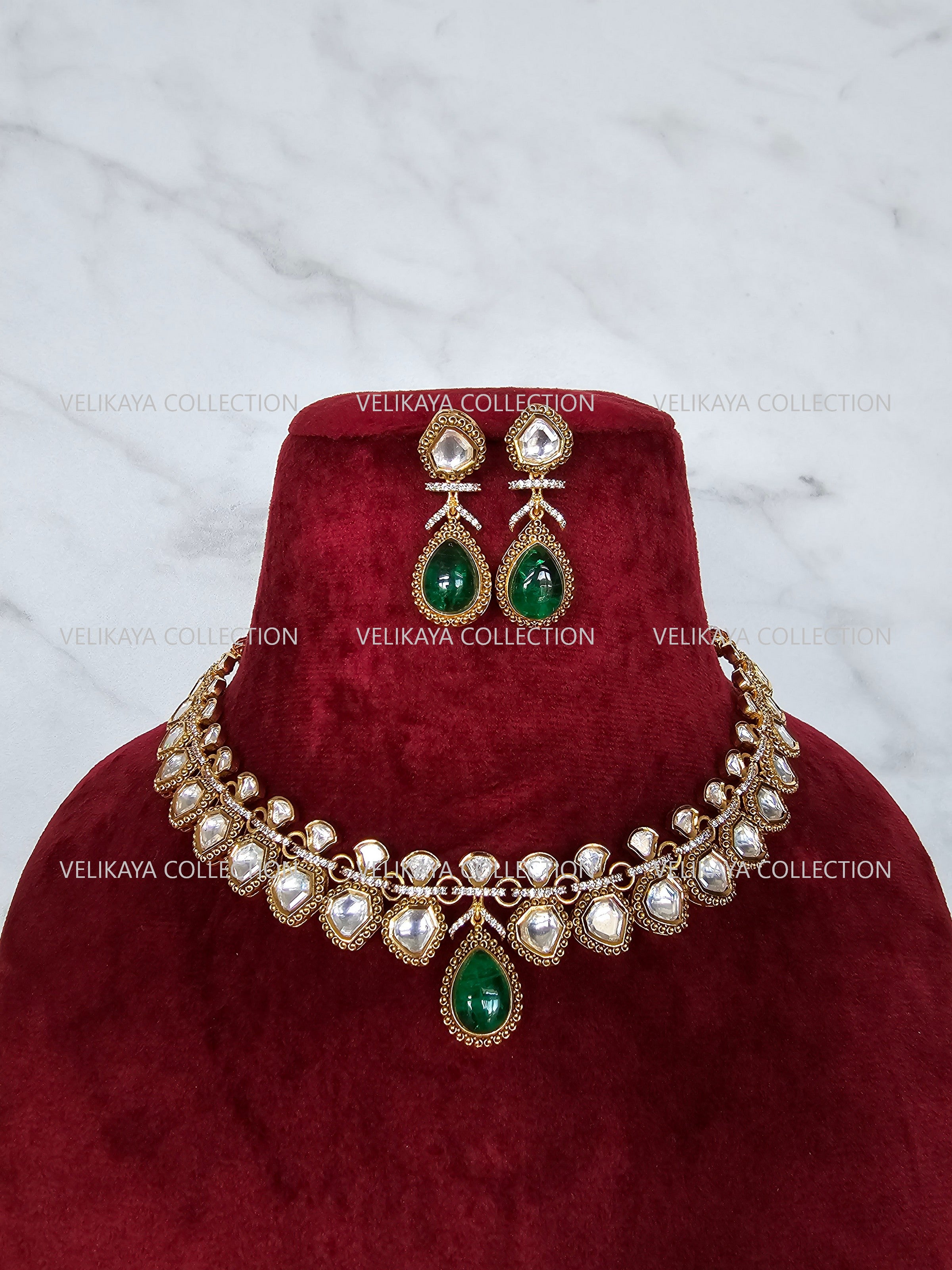 Sani Emerald Green Kundan Necklace Set