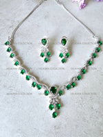 Load image into Gallery viewer, Royal Emerald Green CZ Diamond Necklace Set
