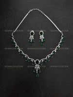 Load image into Gallery viewer, Royal Emerald Green CZ Diamond Necklace Set
