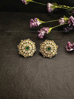 Load image into Gallery viewer, Deepika Emerald Kundan Studs Earrings
