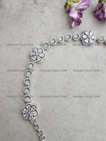 Load image into Gallery viewer, Silver Wedding Hair Jewelry Headband Sheeshphool
