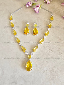 Venus Yellow Crystal Necklace Set