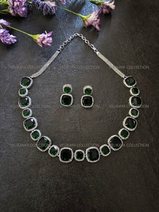 Gema Emerald Green Necklace Set