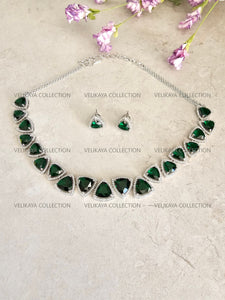 Matrix Emerald Necklace Set