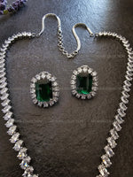 Load image into Gallery viewer, Inaya Green Pendant Necklace &amp; Earrings
