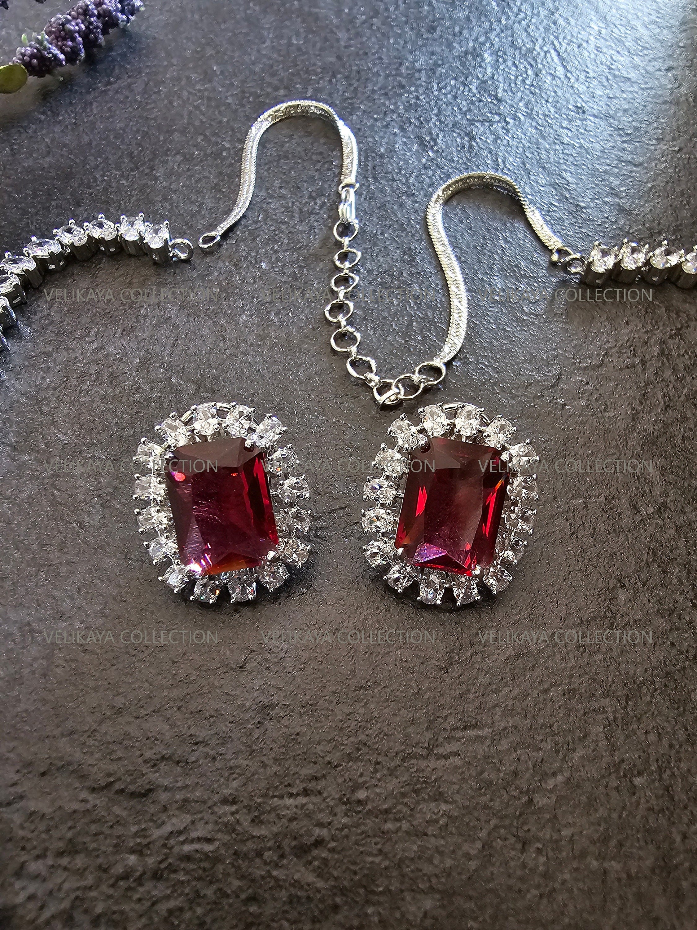 Inaya Ruby Pendant Necklace & Earrings