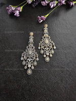 Load image into Gallery viewer, Long Victorian Earrings in Gold
