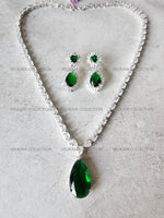 Load image into Gallery viewer, Mila Emerald Green Pendant CZ Diamond Necklace Set
