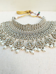 Antique Gold necklace set with chandbali earrings and tikka. Polki choker necklace set. Indian wedding jewelry. Pakistani wedding jewelry. Bollywood necklace set. Punjabi jewelry set. Kundan necklace jhumka. Antique gold-plated necklace. Champagne stones.