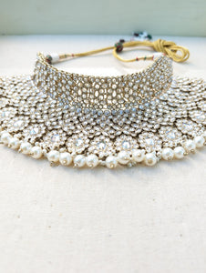 Nyka White Pakistani Bridal Necklace Chaandbali Tikka