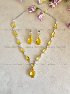 Venus Yellow Crystal Necklace Set