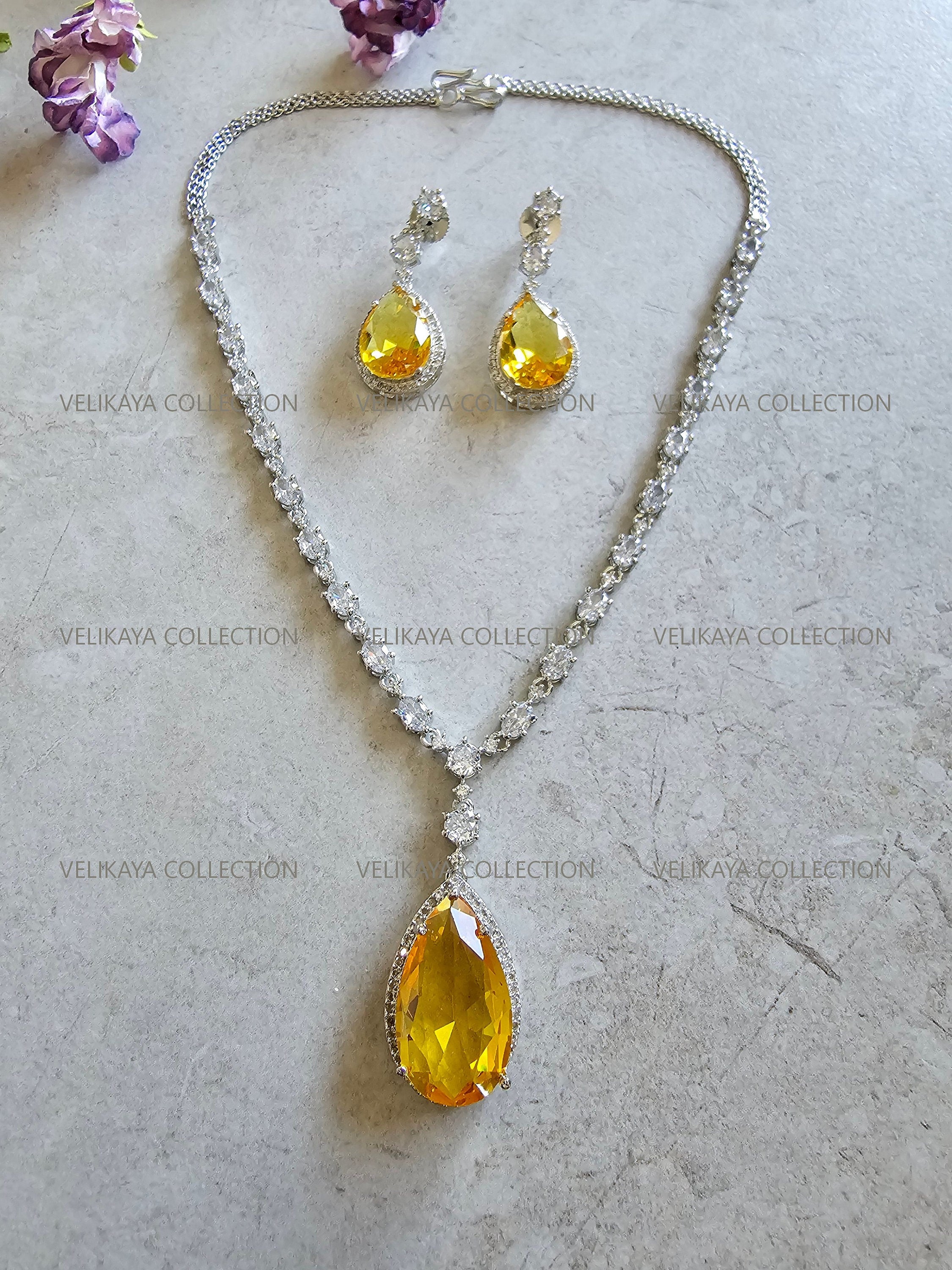 Mila CZ Diamond Pendant Necklace Set in Yellow