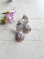 Load image into Gallery viewer, Dual Tone Leaf Earrings With Clear AD Stones
