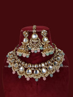 Load image into Gallery viewer, Pink and Mint kundan necklace set with earrings &amp; tikka for Indian weddings.  
