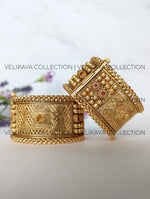 Load image into Gallery viewer, Doli Antique Gold plated Wedding Bracelet
