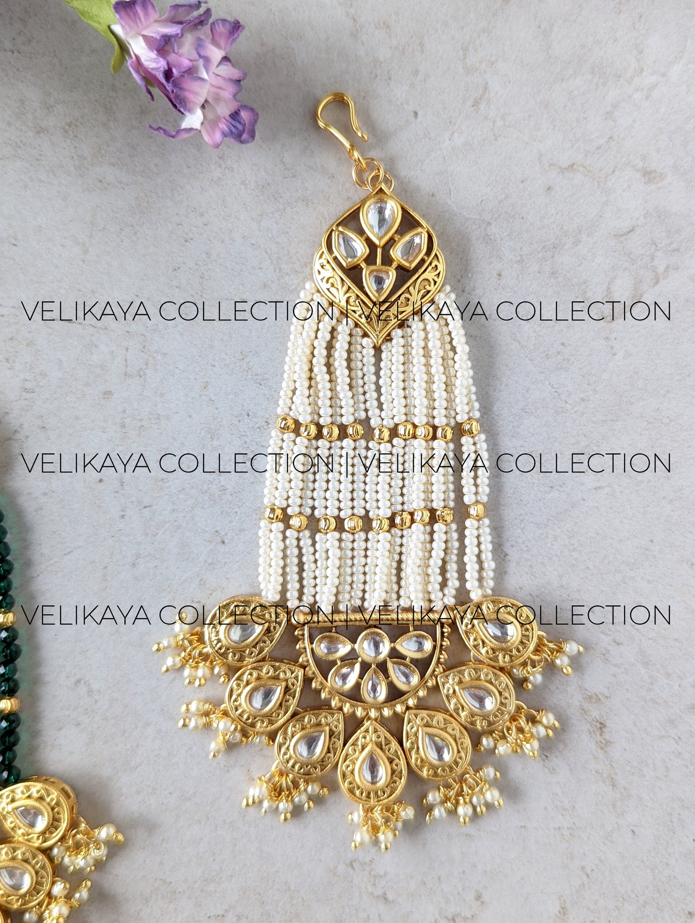 Leela  Gold Plated Fine Kundan Pasa in WHITE