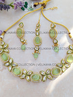 Load image into Gallery viewer, Sanya Mint Kundan Choker Necklace Earrings Tikka
