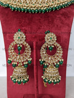 Load image into Gallery viewer, Ada - Green Wedding Necklace Jhumkas Tikka and Pasa
