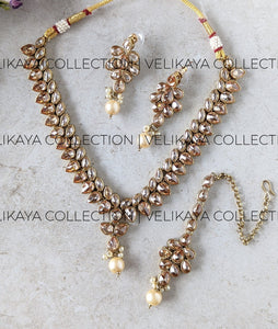 Ava Antique Polki Necklace set with Tikka